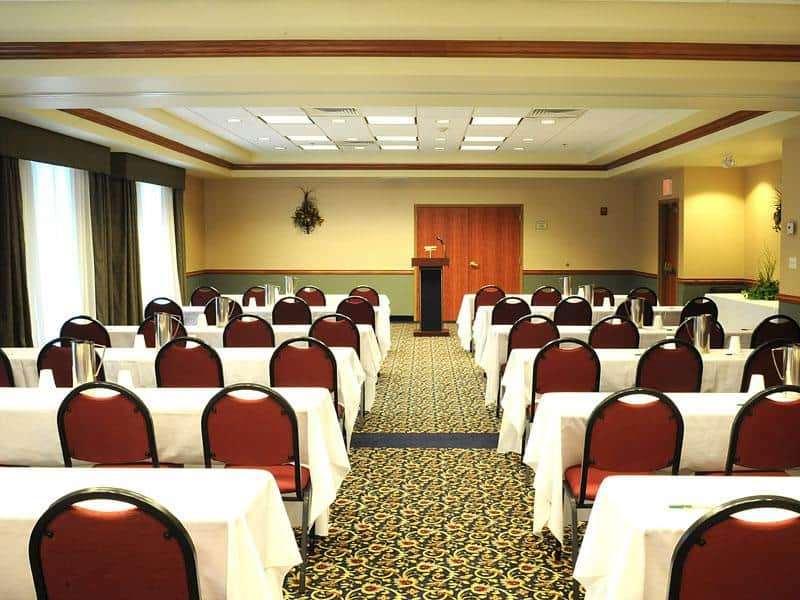 Hotel La Quinta By Wyndham Springfield Airport Plaza Facilidades foto