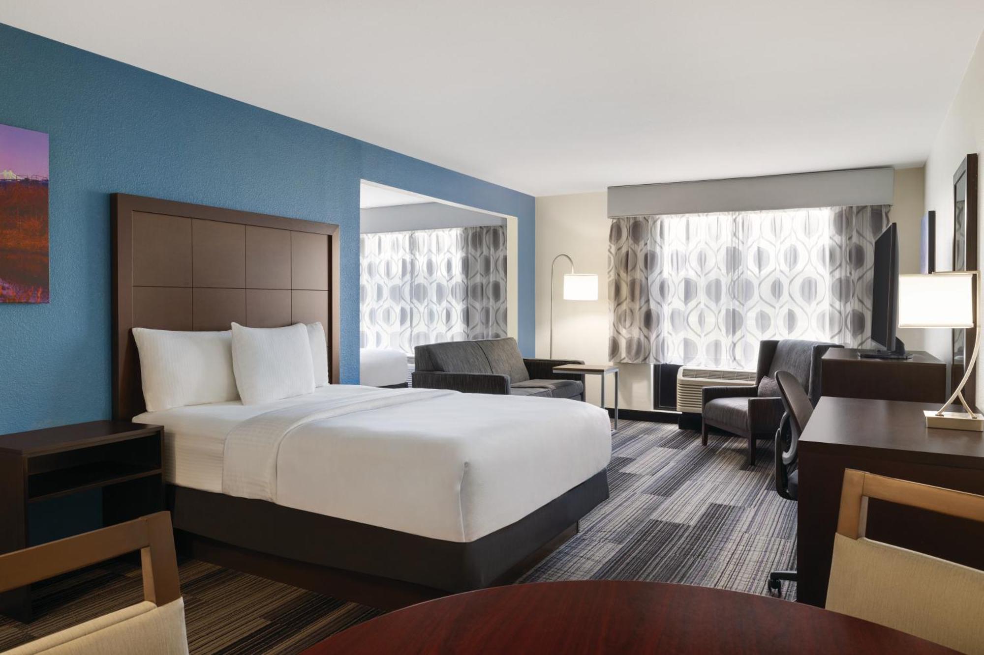 Hotel La Quinta By Wyndham Springfield Airport Plaza Exterior foto