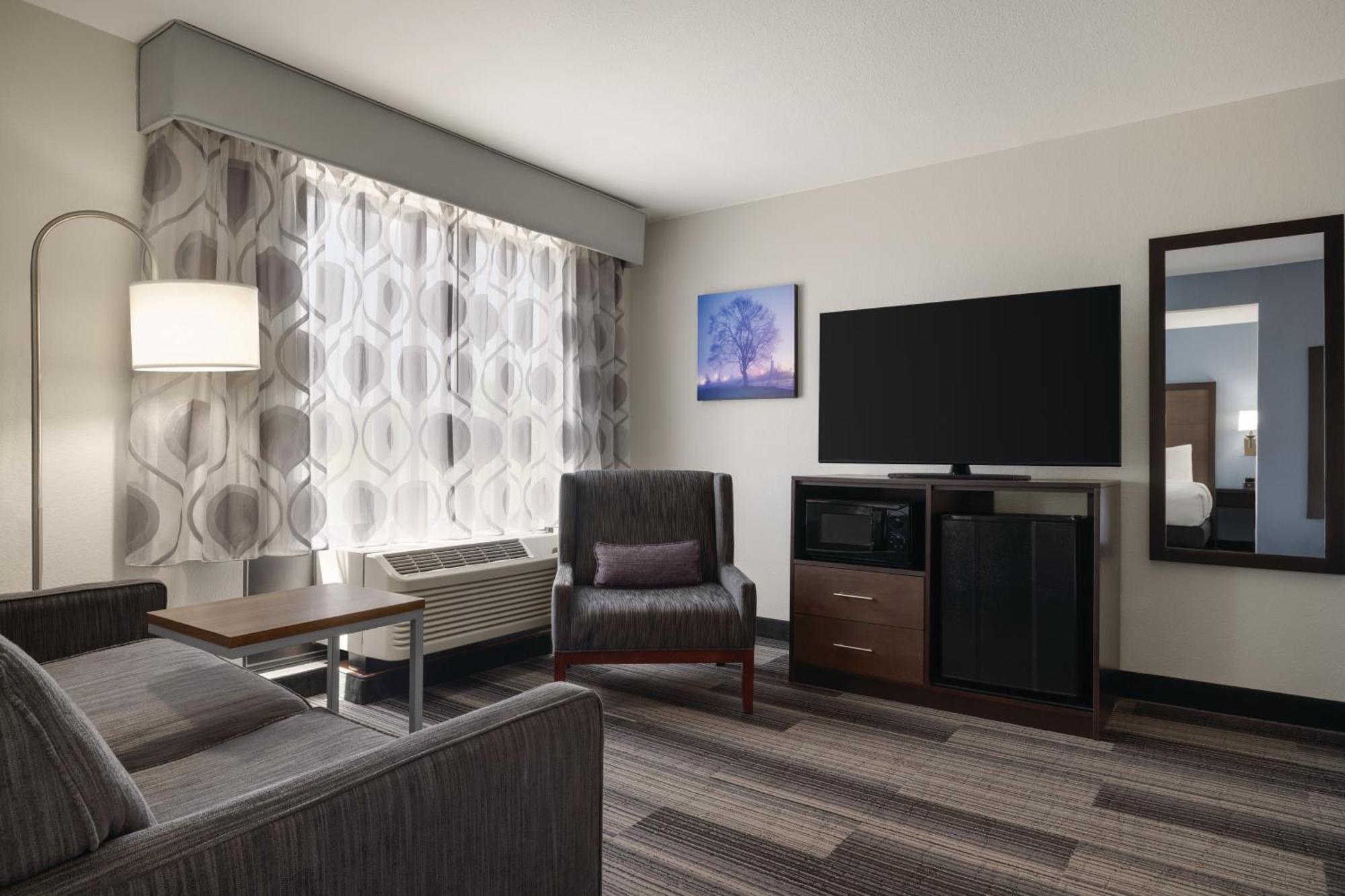 Hotel La Quinta By Wyndham Springfield Airport Plaza Exterior foto