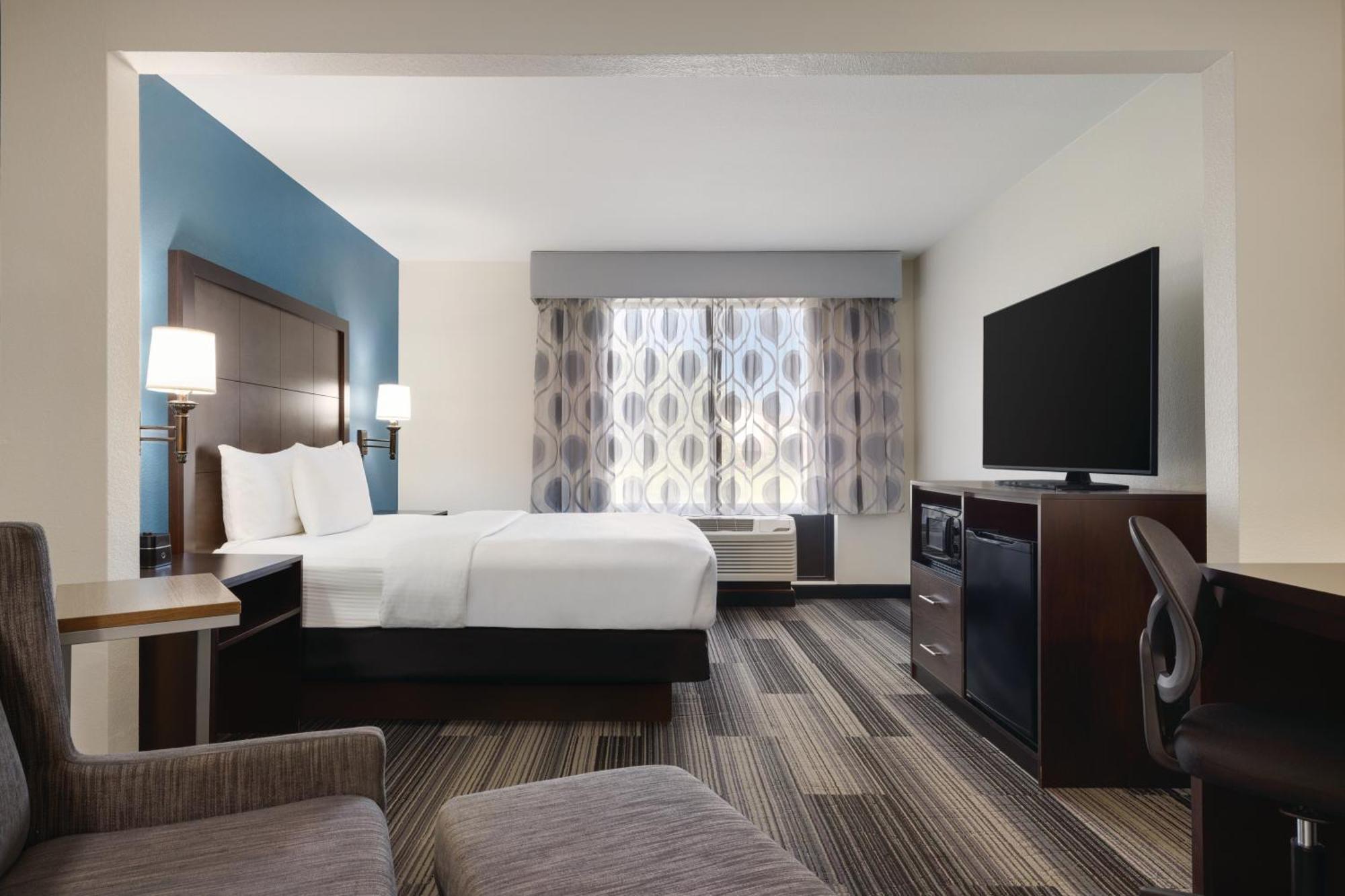 Hotel La Quinta By Wyndham Springfield Airport Plaza Exterior foto