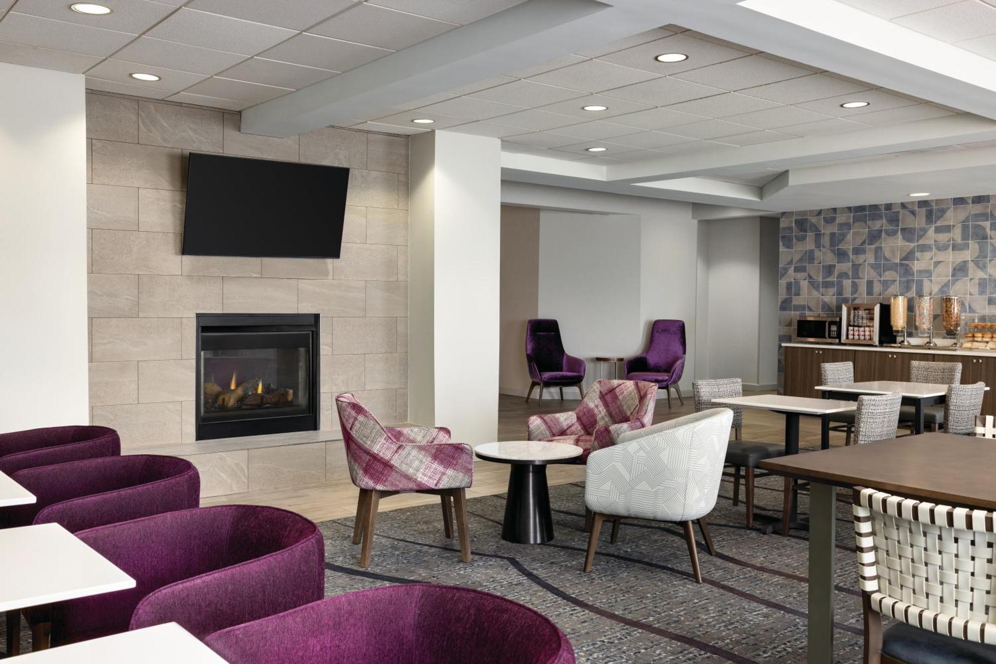 Hotel La Quinta By Wyndham Springfield Airport Plaza Exterior foto