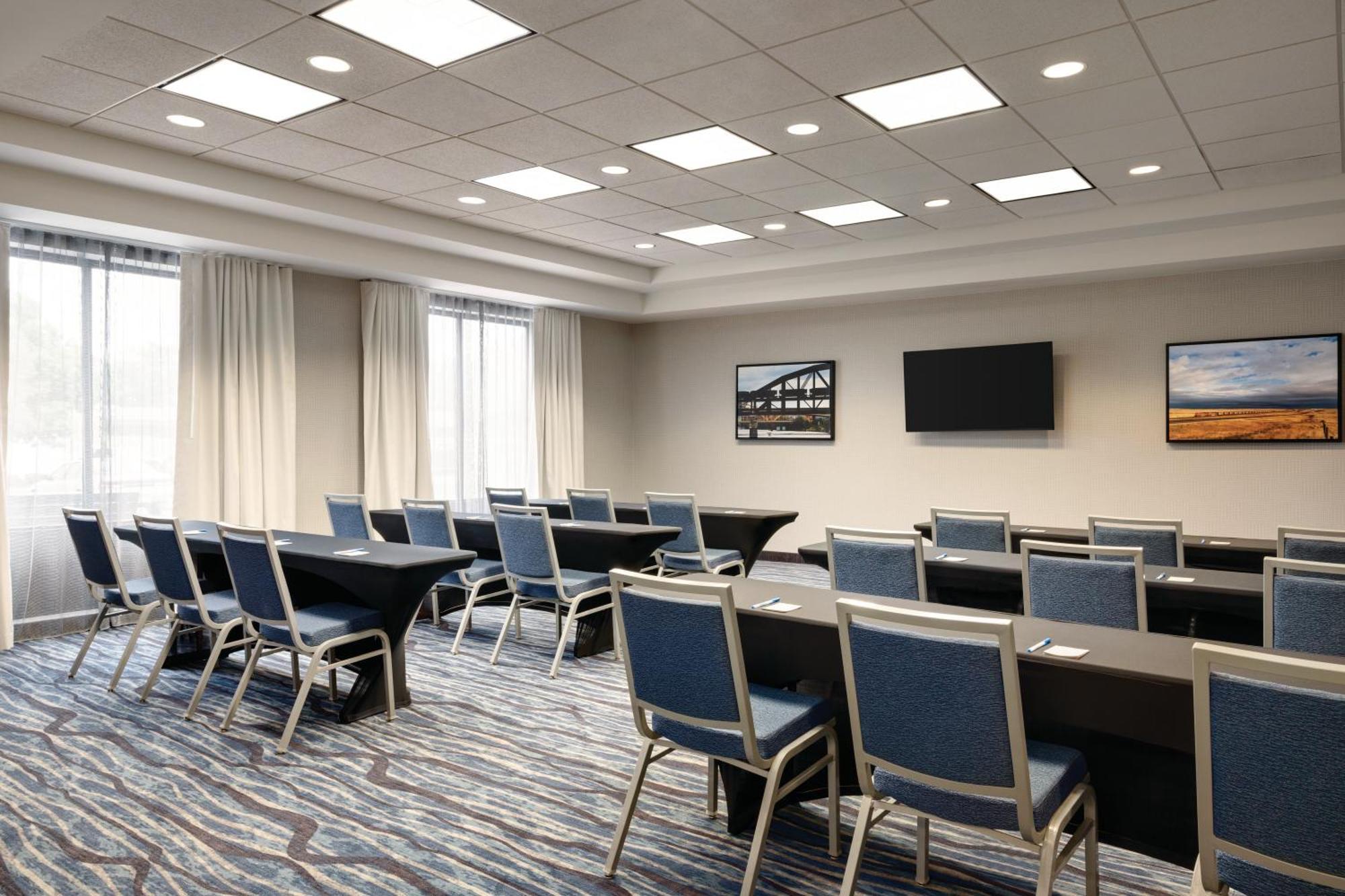 Hotel La Quinta By Wyndham Springfield Airport Plaza Exterior foto