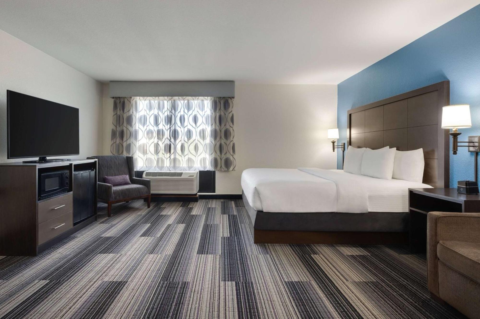 Hotel La Quinta By Wyndham Springfield Airport Plaza Exterior foto