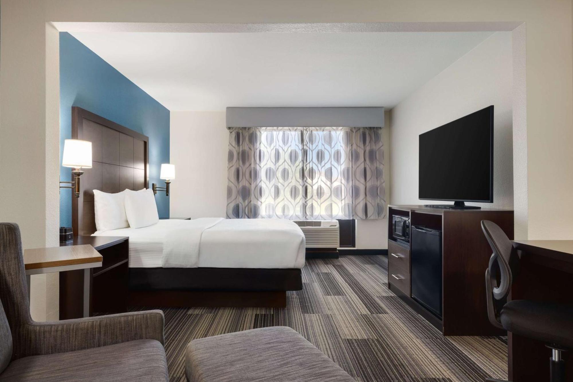 Hotel La Quinta By Wyndham Springfield Airport Plaza Exterior foto