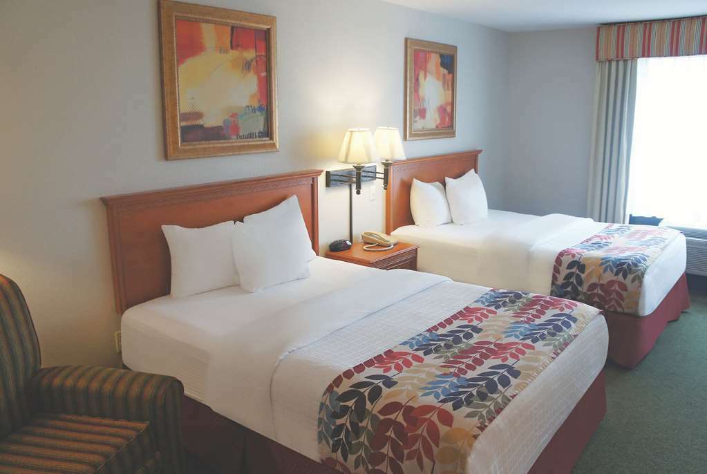 Hotel La Quinta By Wyndham Springfield Airport Plaza Habitación foto